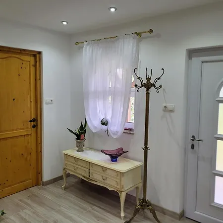 Dom Manipura-zatrzymaj Sie I Odpocznij W Ciszy I Zieleni Villa *