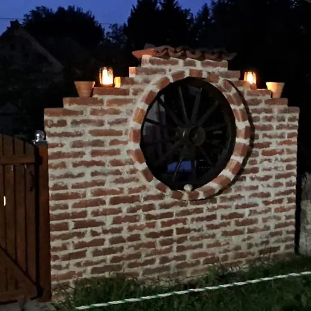 Dom Manipura-zatrzymaj Się I Odpocznij W Ciszy I Zieleni Willa *